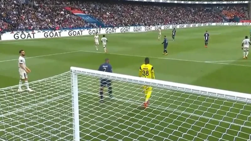 mbappe 3