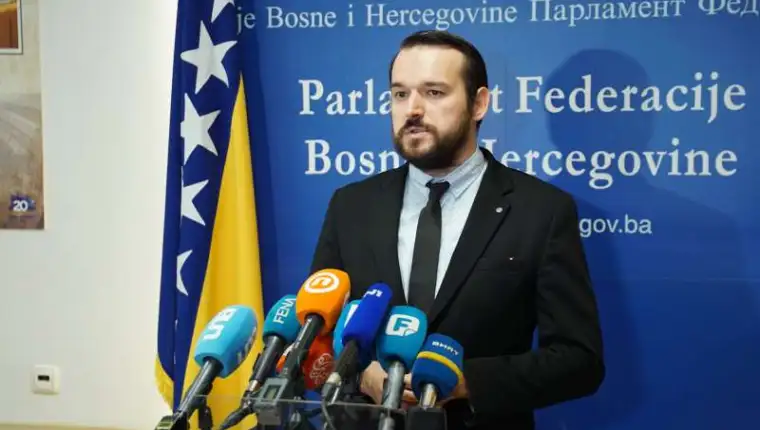 admir cavalic sbih pf fena