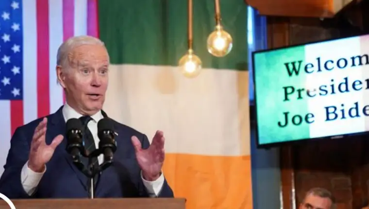biden u irskom pubu