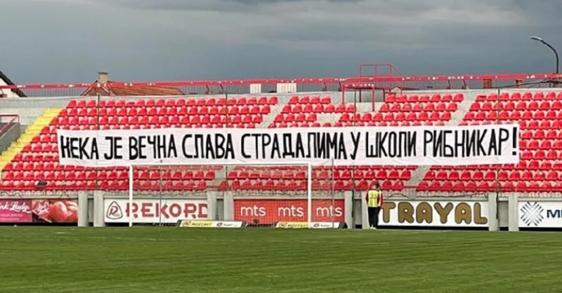 poruka delija na stadionu