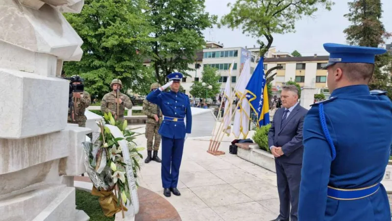 zeljko komsic ljiljani