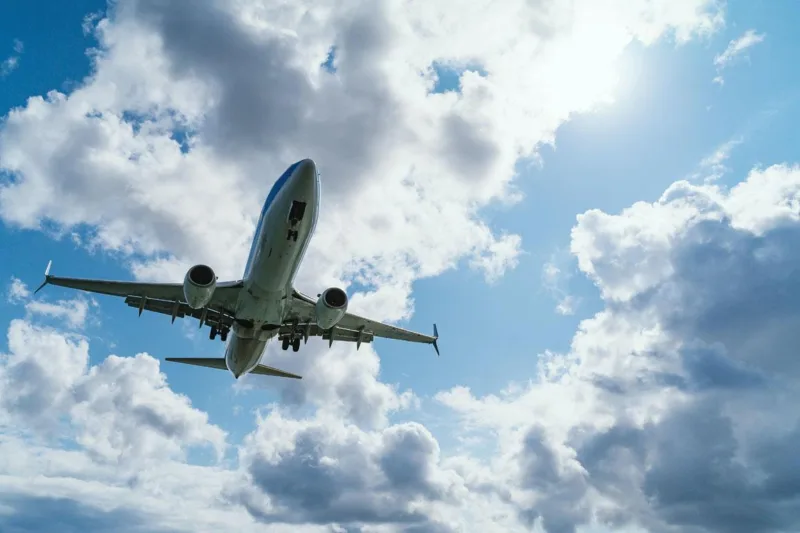 avion nebo