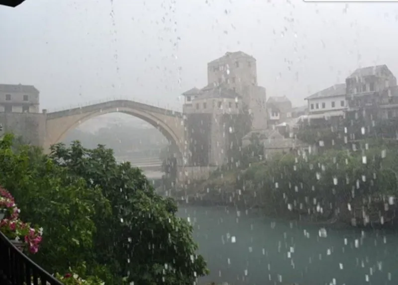 mostar kisa