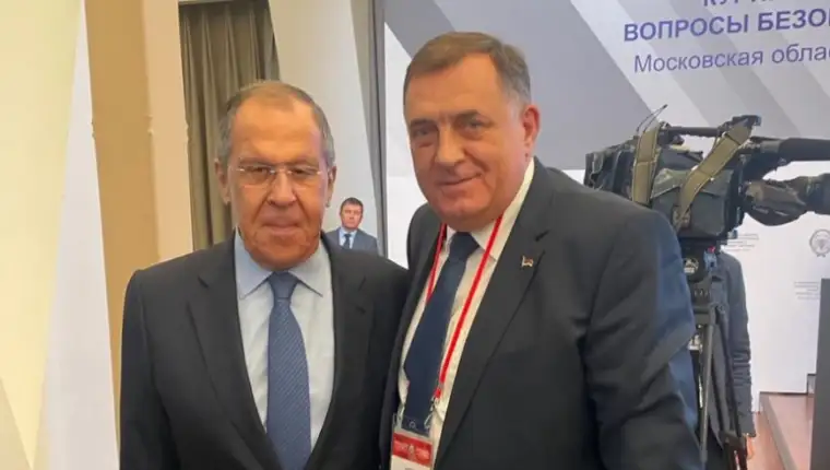 lacvrov dodik 4