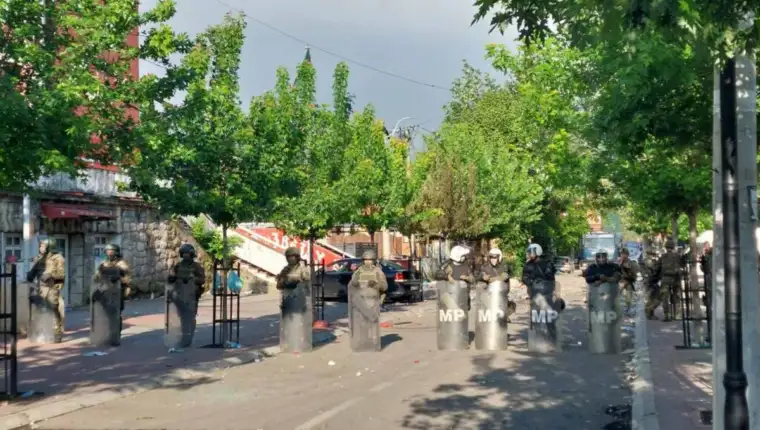 zvecan