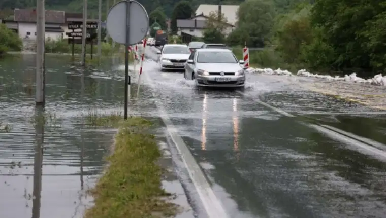 poplave hadzici 5