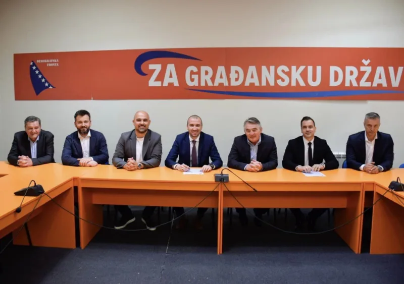 deljkovic komsic df