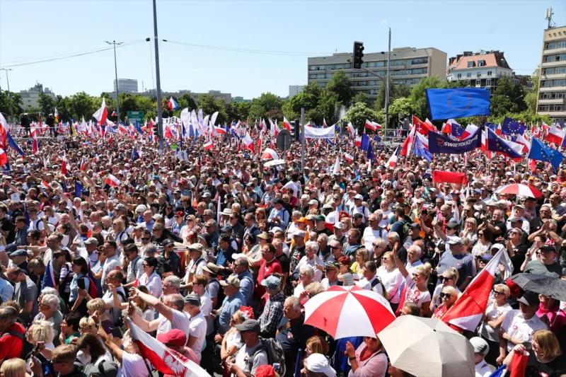 AA-20230604-31333671-31333658-POLJSKA_NAJVECI_POLITICKI_PROTEST_U_POSLJEDNJIH_NEKOLIKO_GODINA