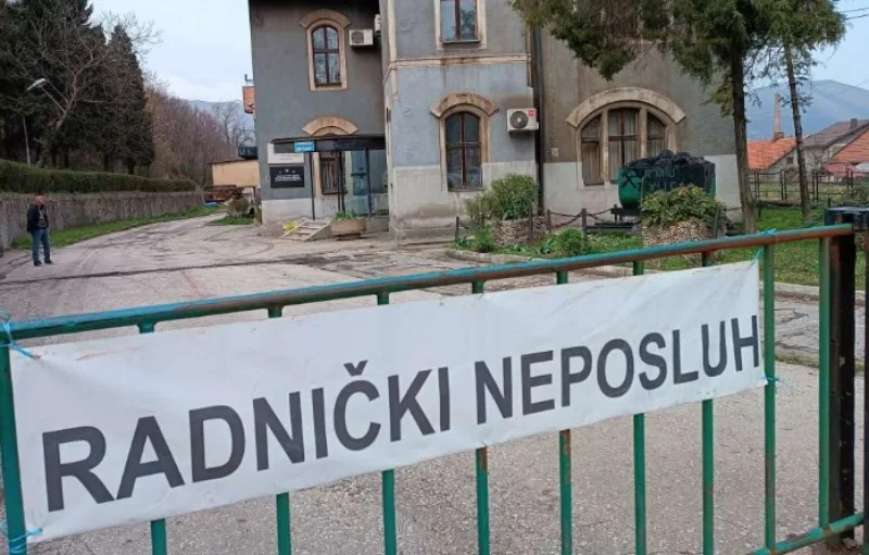 neposluh 4