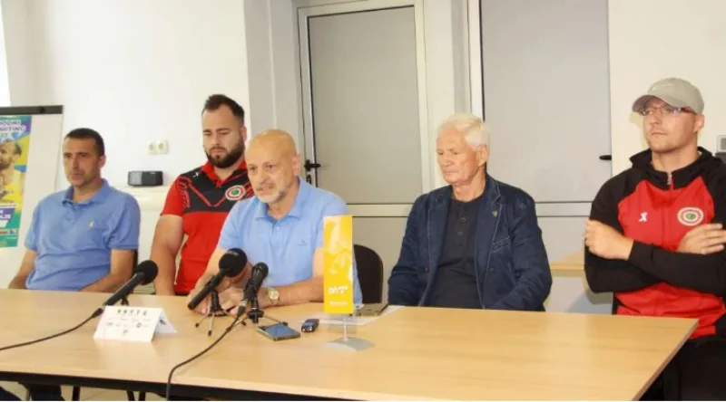 miting zebnica 4