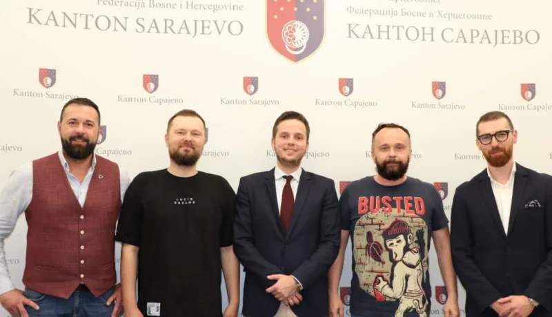 vladaks