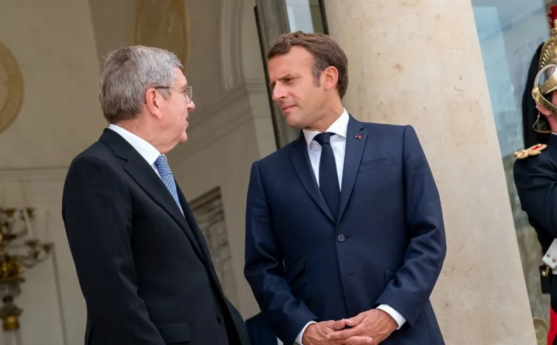 bach macron 3