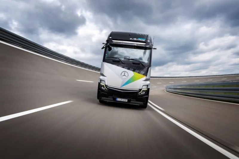 mercedes-benz elektricni kamion