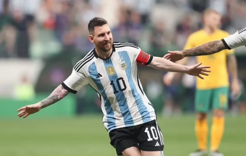 messi 4