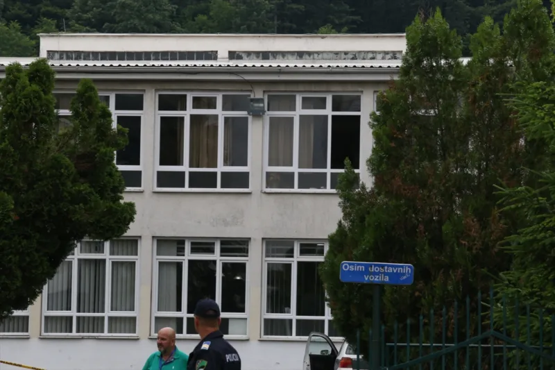 lukavac skola pucnjava aa (4)