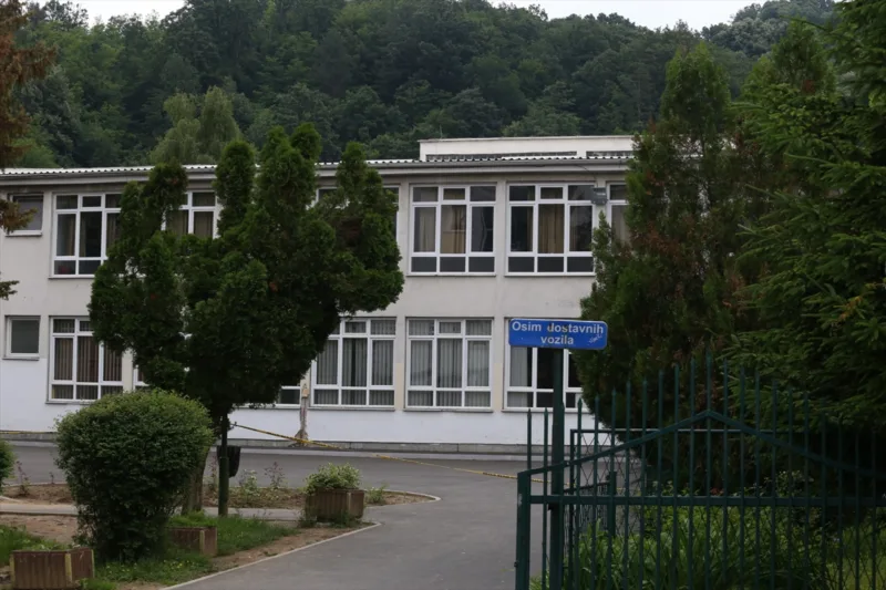 lukavac skola pucnjava aa (1)
