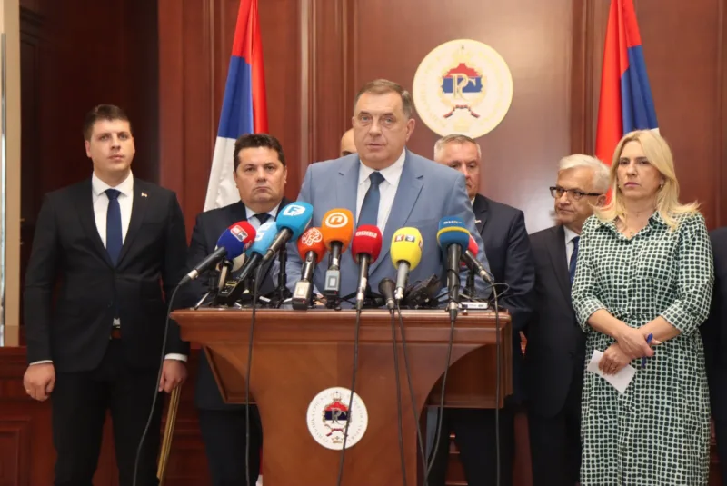 dodik sastanak press ustavni