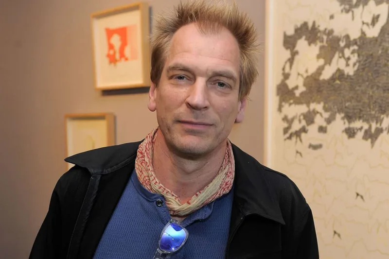 Julian Sands4