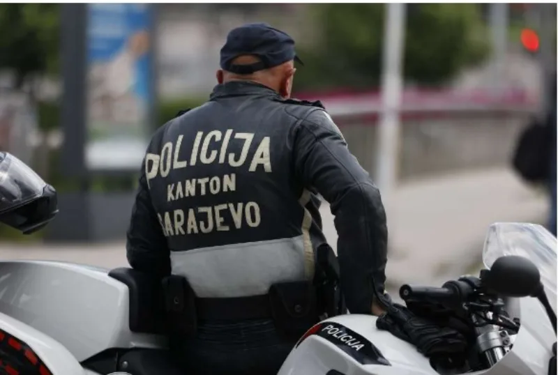 polocija 4