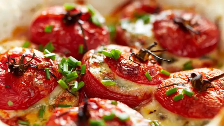 paradajz punjen mozzarellom
