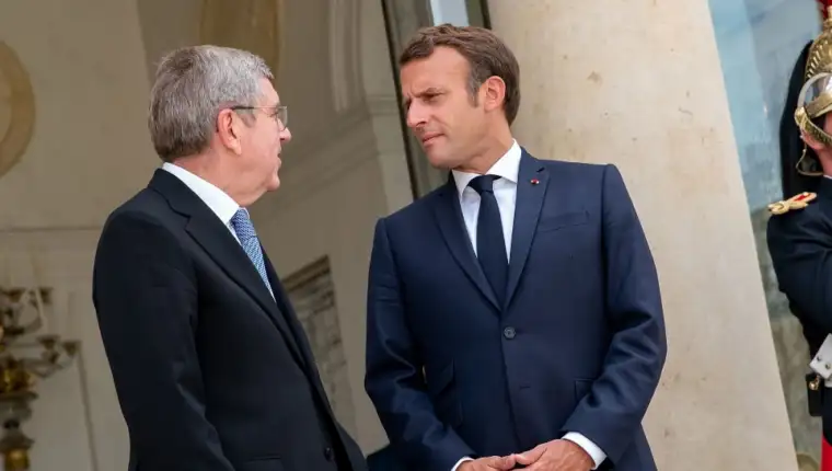 bach macron 3