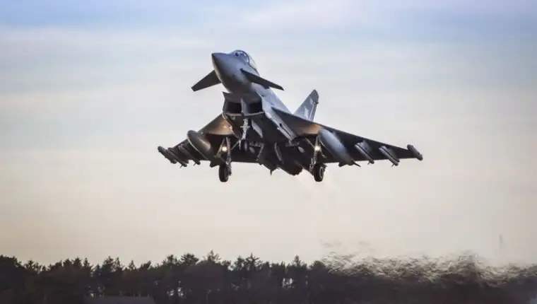 avion vojni