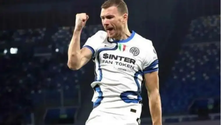 dzeko 8