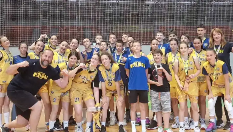 realwax 8