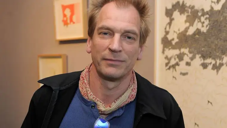 Julian Sands4