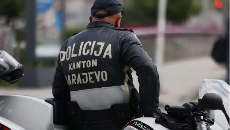 polocija 4