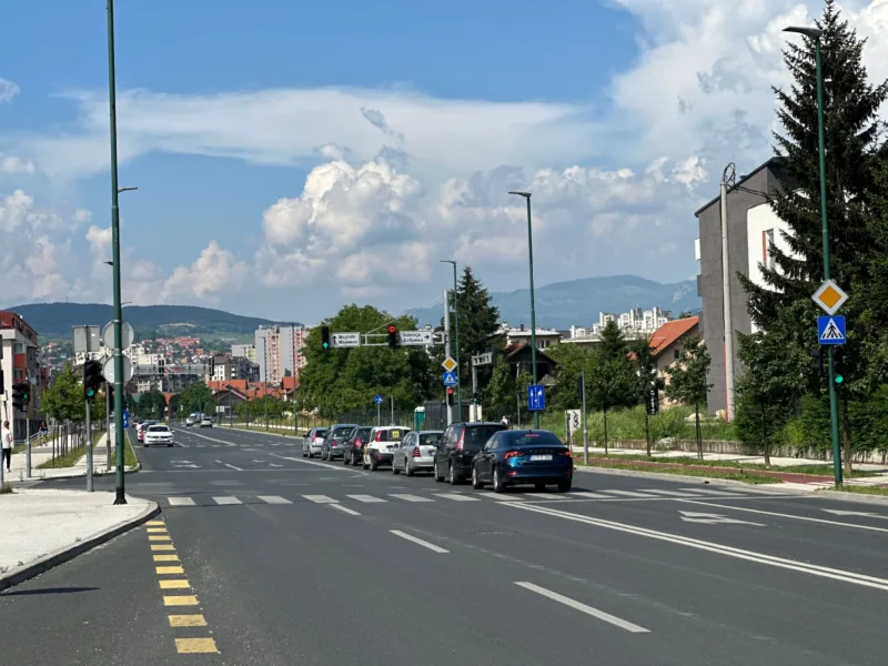 A transverzala koja spaja Aerodrom i Mojmilo