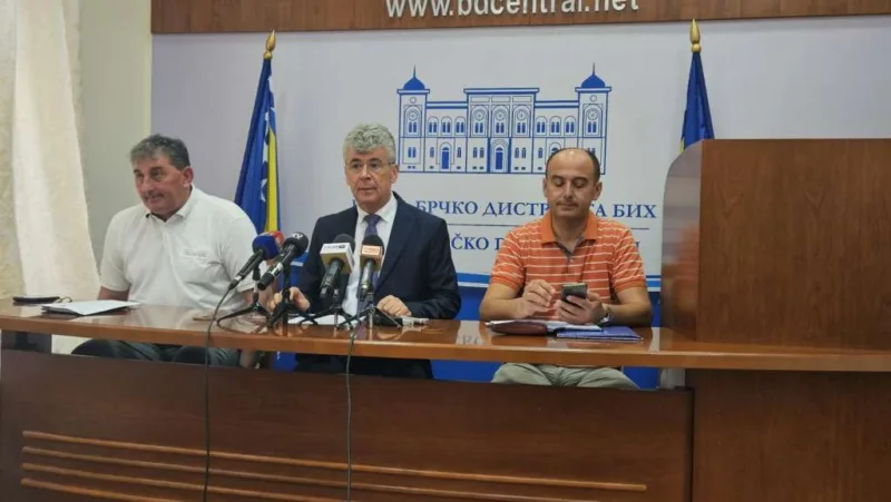 brcko distrikt svinjska kuga