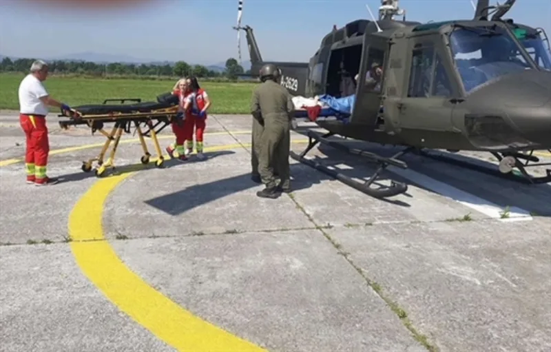 1007 Ministar Helez nagradio posadu 2 helikopterskog skvadrona OS BiH (2)