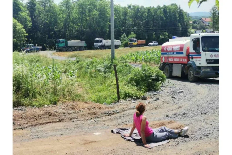 ugalj aktivisti