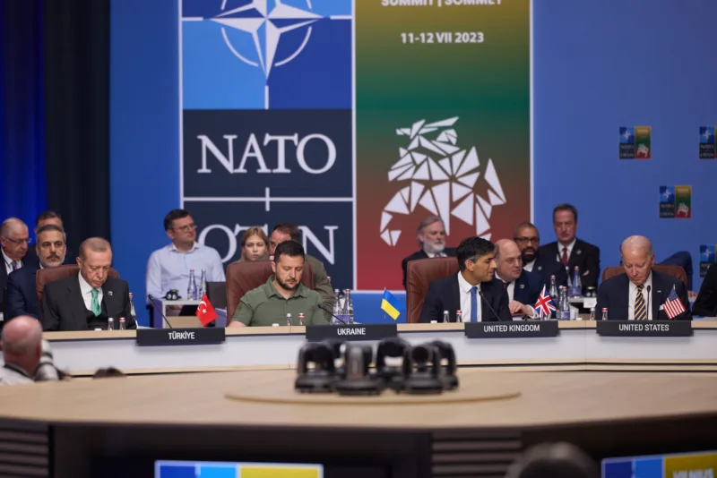 zelenski nato