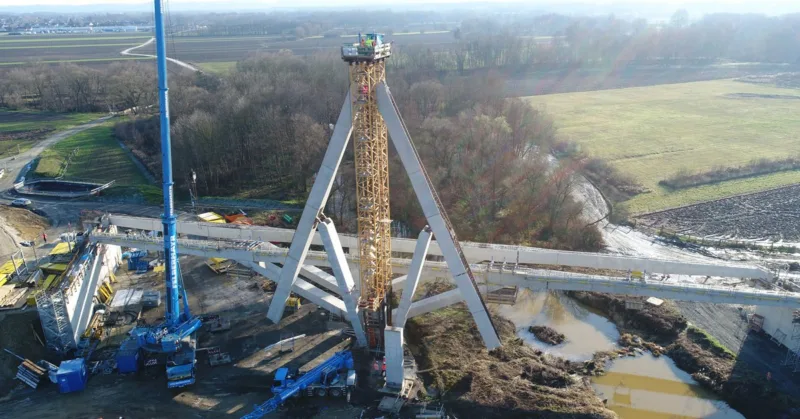Die Brücke zum Aufklappen