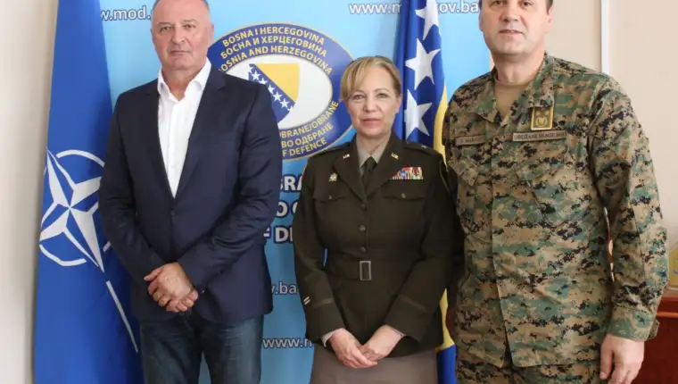 masovic helez komandantica NATO-a