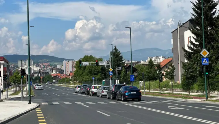 A transverzala koja spaja Aerodrom i Mojmilo