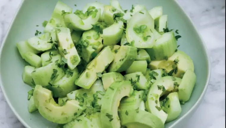 salata od krastavaca