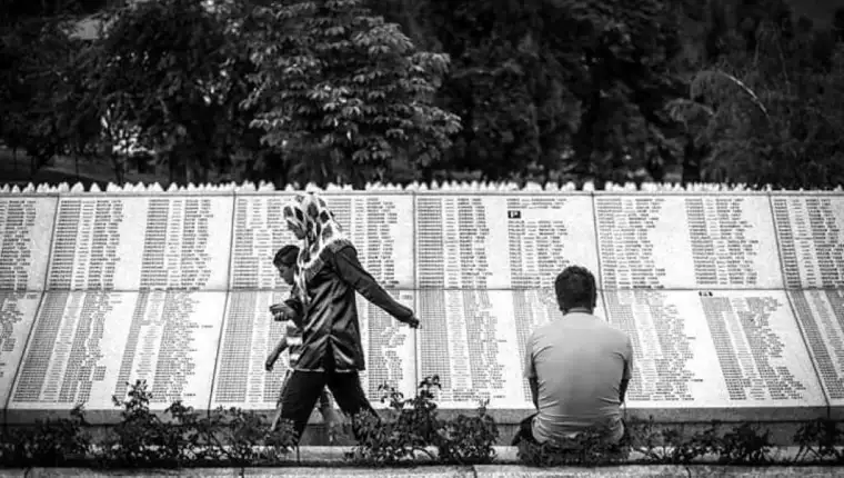 sartr srebrenica