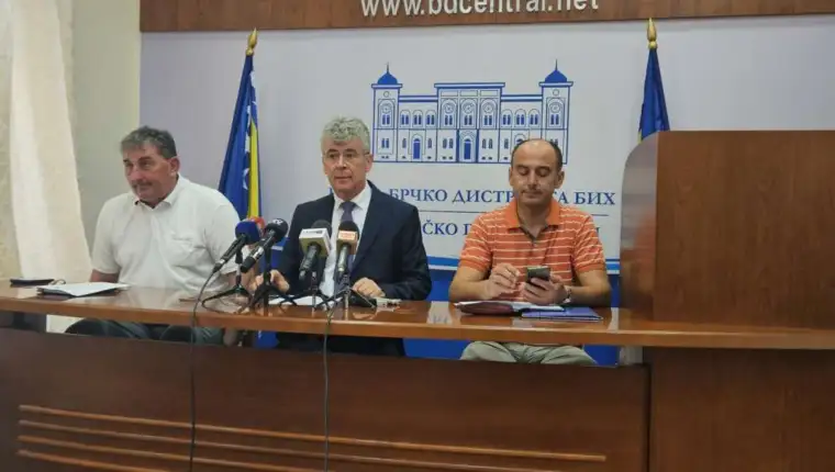 brcko distrikt svinjska kuga