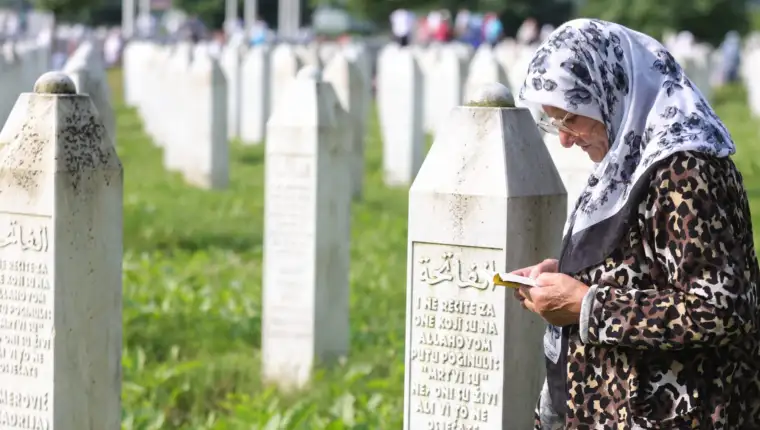 srebrenica-potocari-dzenaza-2023-ss-10