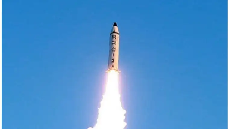 rakete 4