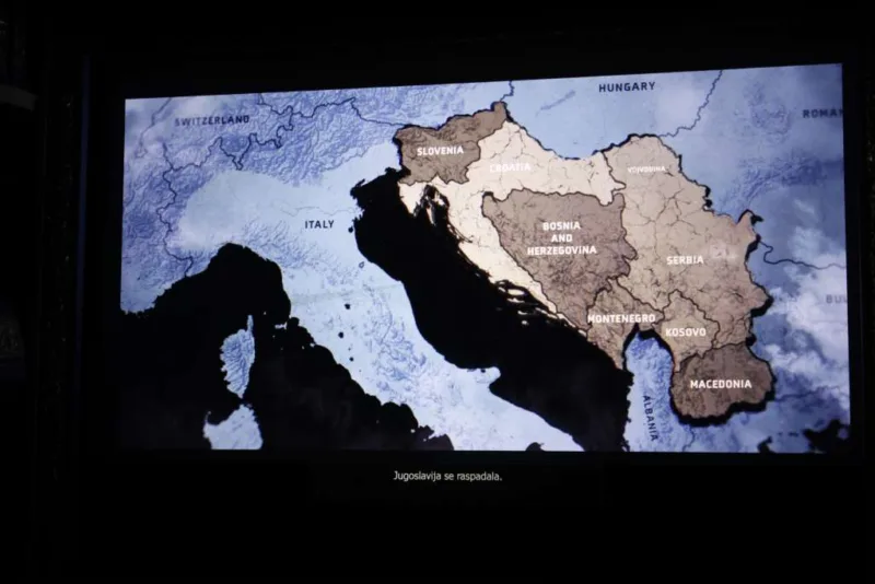 poljubite buducnost1jpg