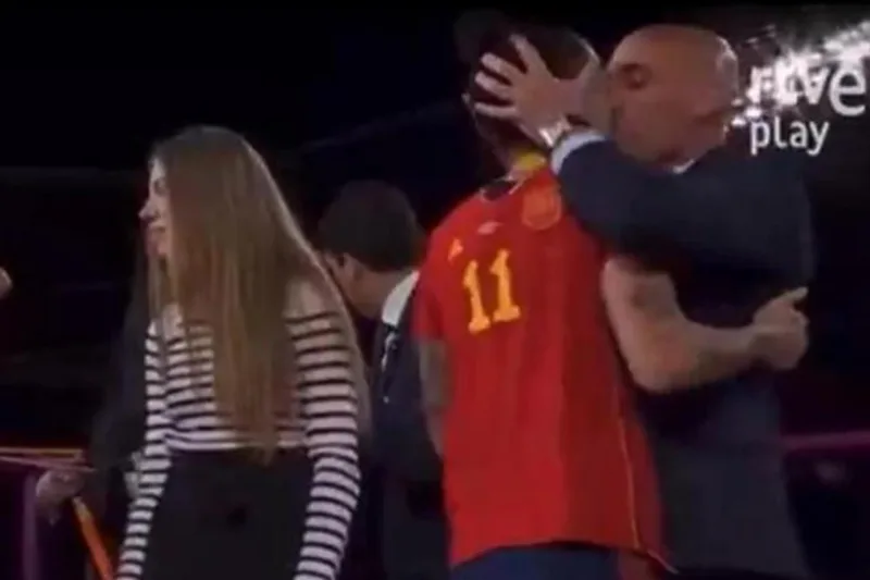 Rubiales heromoso2