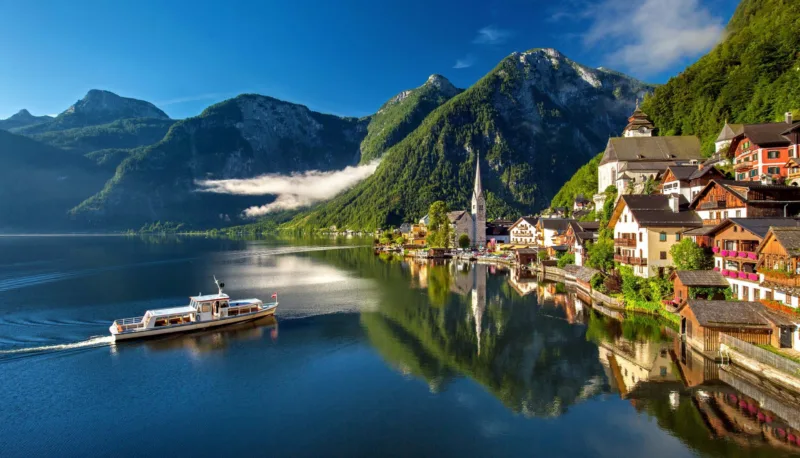 best-viewpoint-hallstatt-austria-scaled