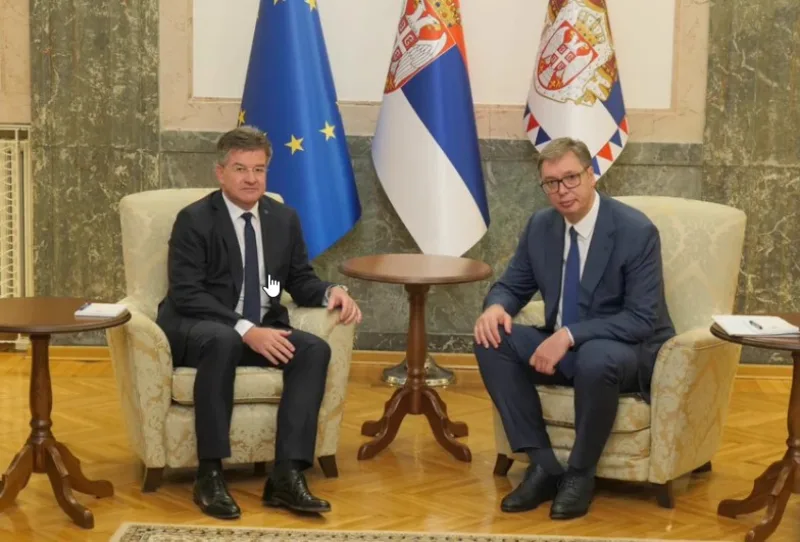 lajcak vucic 4