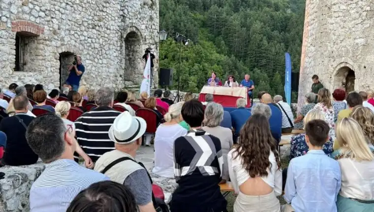 travnik 6