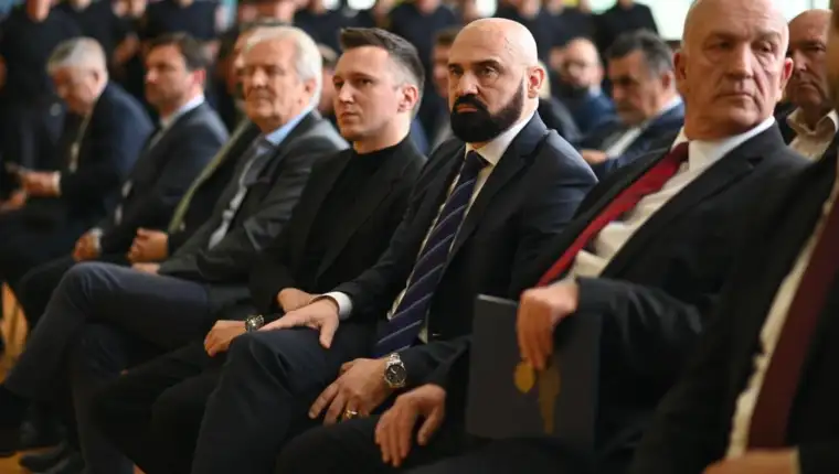 ramo isak akademija