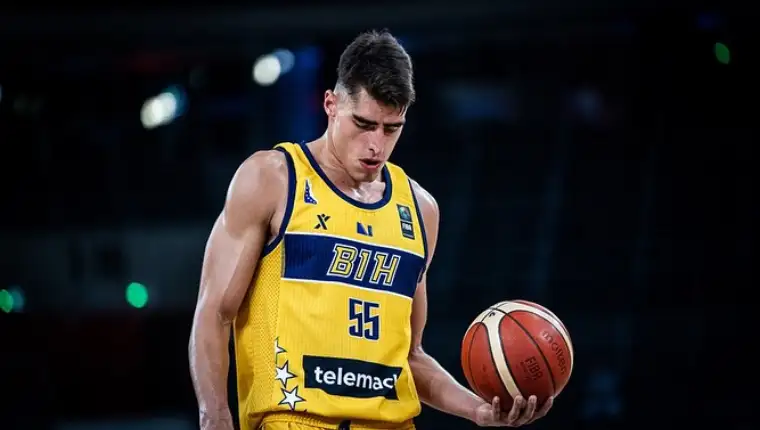 Luka Garza